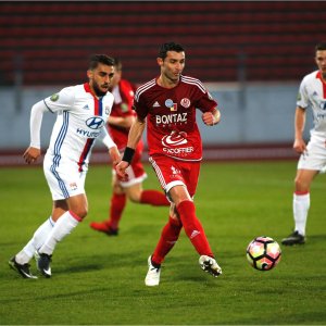 cedric-barbosa-vs-ol