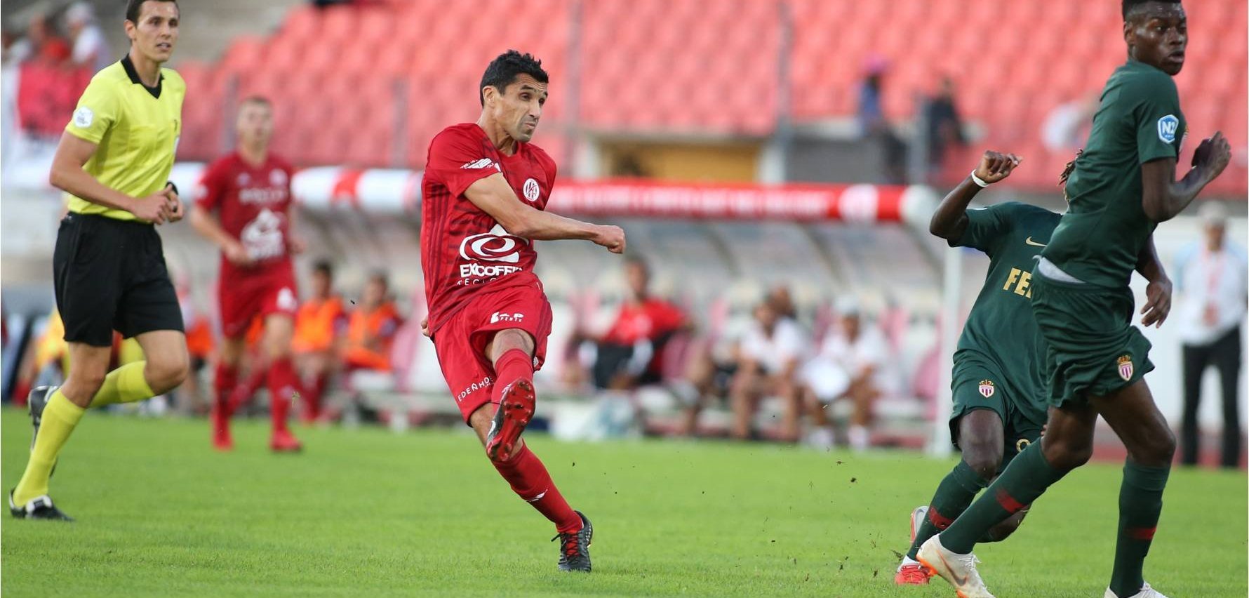 nassim-akrour-frappe