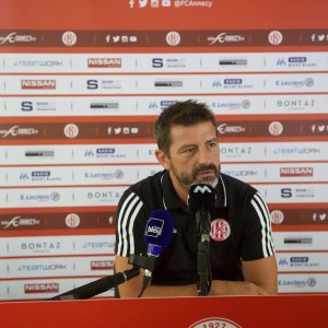 sebastien-faraglie-point-presse