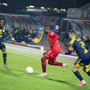 omar-wade-vs-creteil