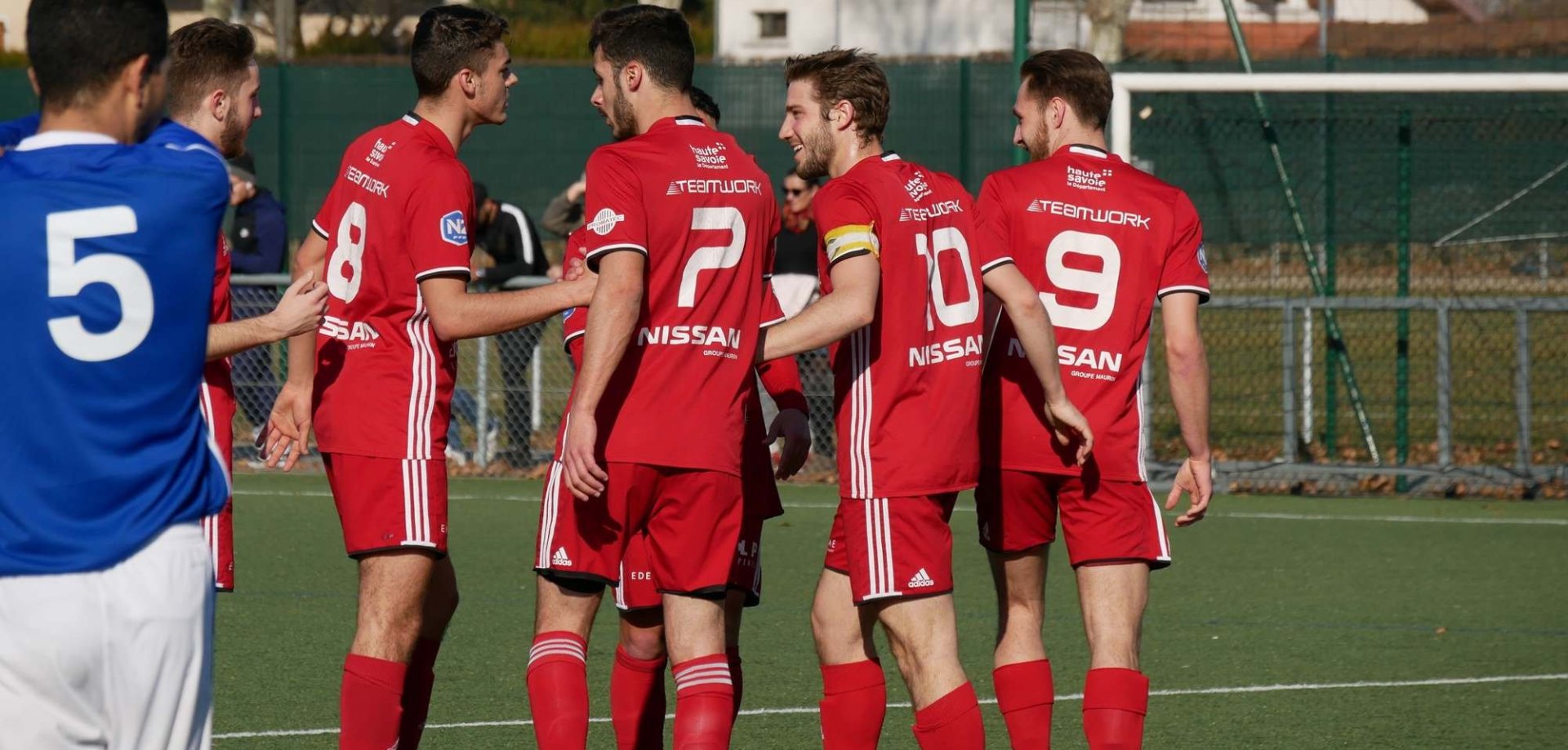 _copie-0_joie-equipe-espoirs