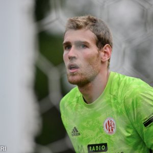 lucas-mocio-amical-villefranche