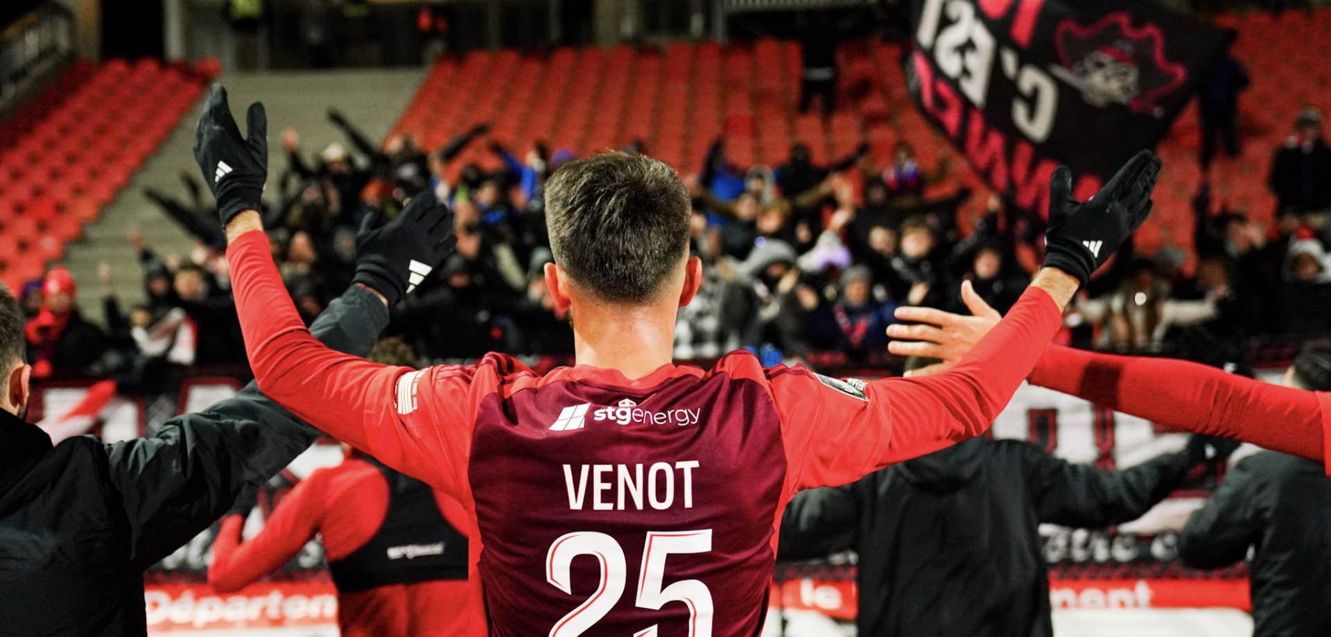 dsc09336-20251121-primrose-jeremieroturier