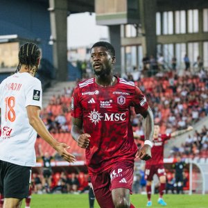 5v7a7951-66def2fee53d0