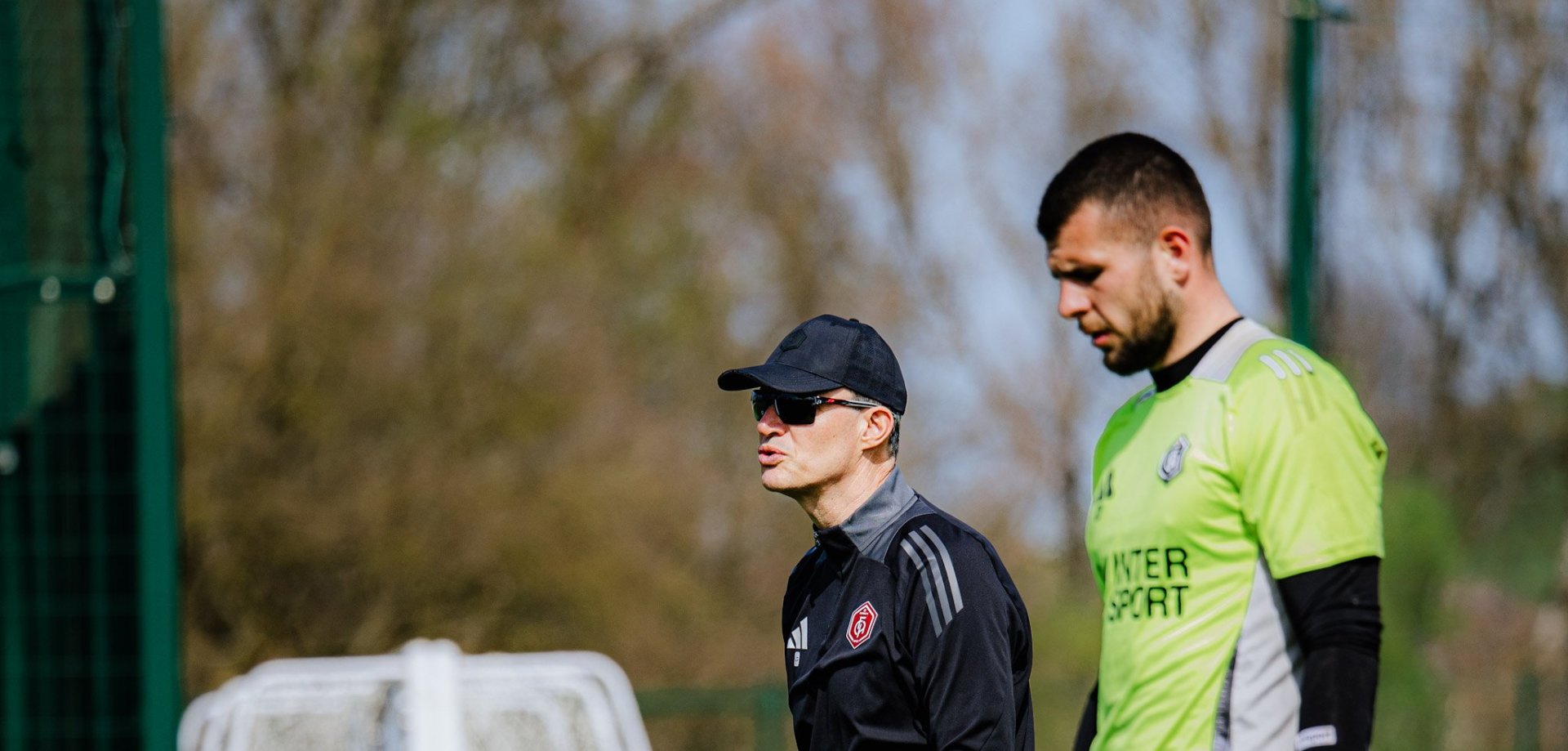 5v7a5450-copie 5v7a5450-copie