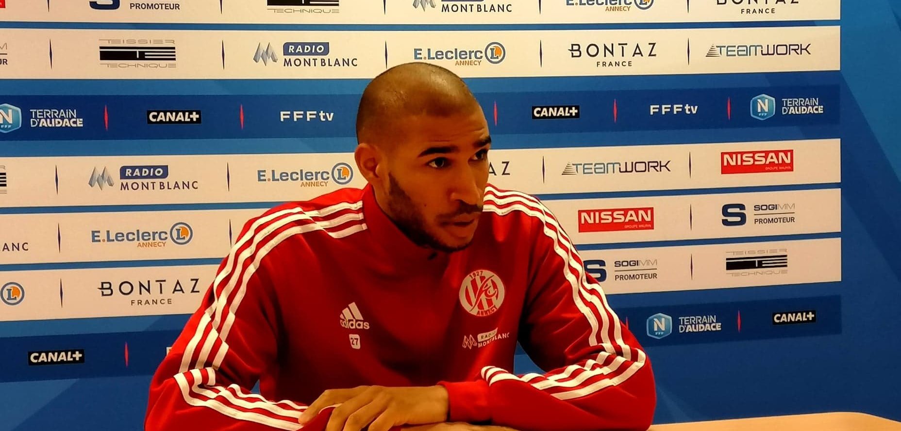 jordan-adeoti-point-presse