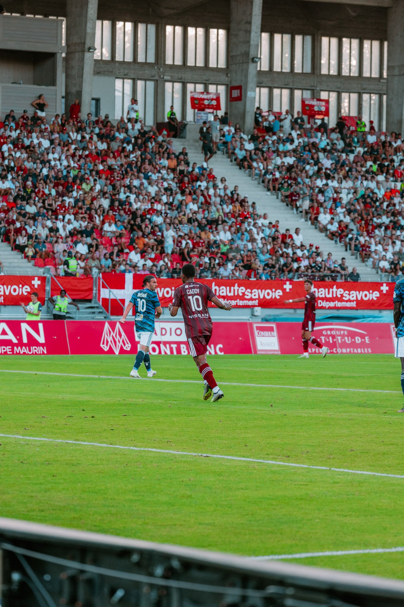 j3-2324fcausld-3-64e468b8eb018