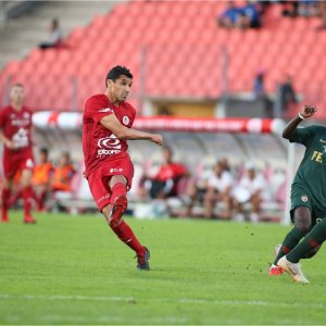 nassim-akrour-frappe